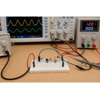 Klämkrets: Arbete, typer, analys, tillämpningar och skillnader